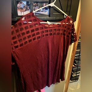 Pretty lace pattern tshirt